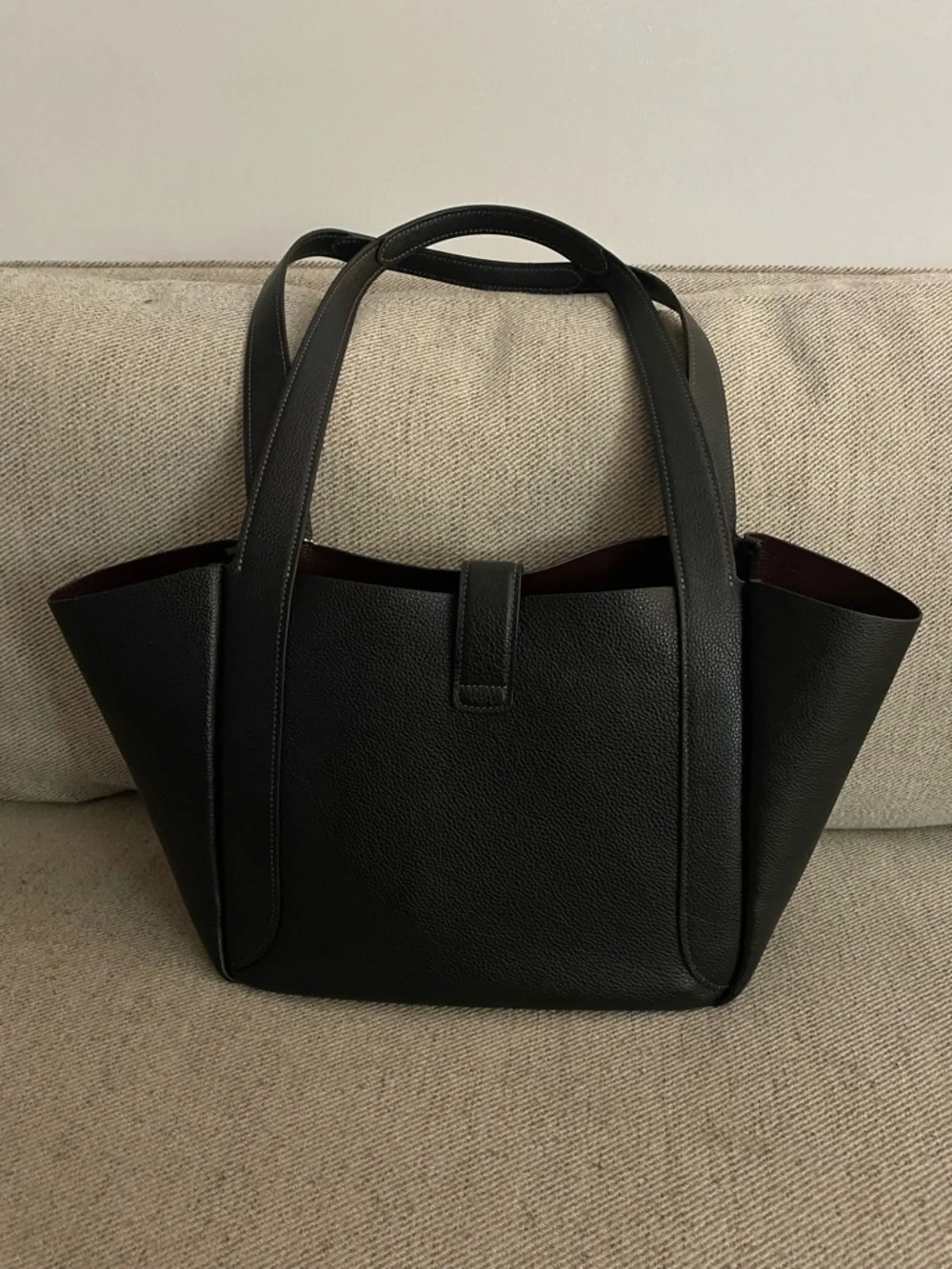 Coach Hadley Turnlock Tote - Picture 2 of 4